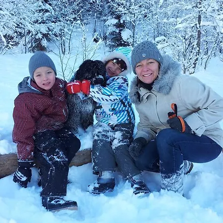 Haus Sonnleiten 아파트 *